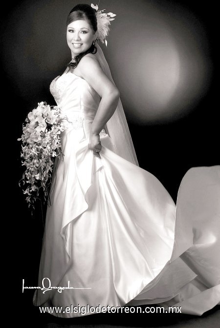 Srita. Fabiola Ríos Huerta, el día de su enlace nupcial con el Sr. Manuel G. Monreal Algarate.

Estudio Laura Grageda.