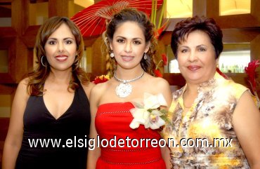 03082007
Magda Orozco de Rodríguez y María Magdalena Guerrero de Orozco organizaron una despedida de soltera a Ruth Orozco Guerrero.