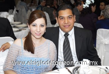 01082007
Patricia Villarreal y Sergio Morones.