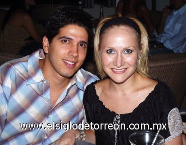 05082007
Alán Garza Tijerina y Mónica Fernández.