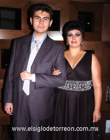 13082007
Ernesto Morales y Abril Morales.