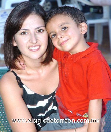 14082007
Mónica y Patricia Núñez.
