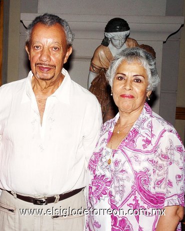 06082007
El pintor Mario Zaragoza Andrade y Rosa María Palafox de Zaragoza.