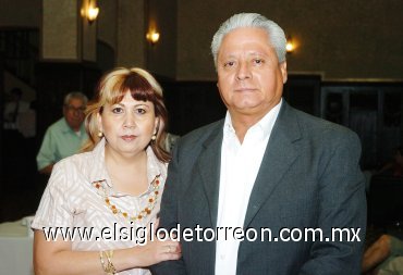 12082007
Carlos Jardón y Melva de Jardón.