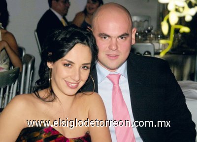 Mónica González y Adrián Ortiz.