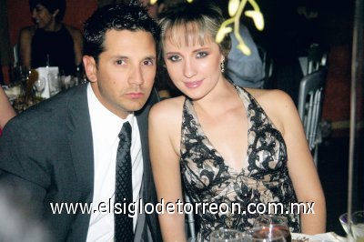 José Antonio Flores y Daniela Teele.