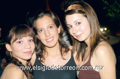 Anahí Guerrero, Gloria Alva y Paulina Beltrán.