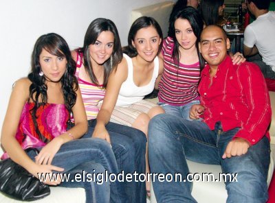 Betty Ortiz, Sofía Rodríguez, Ale Arellano, Norma García de Alba y Nano Hernández.
