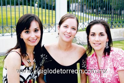 Mónica de Sada, Valeria de Gutiérrez y Marcela de Carmona.