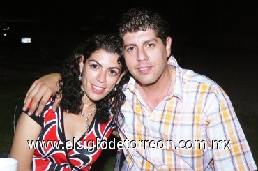 17082007_v_Ramzi y su hermana Haifa.