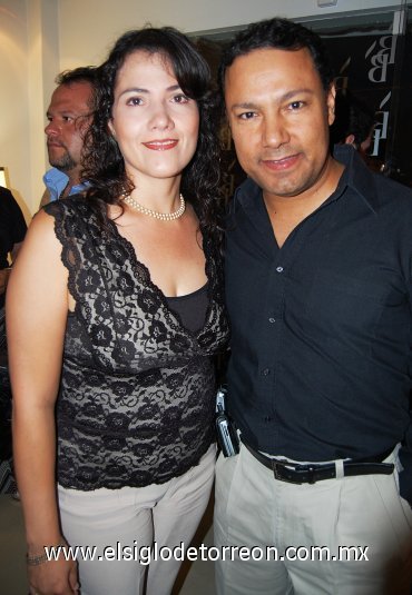 19082007_d_Elvira Calderón de González y Luis Jaime González.