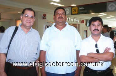 16082007_J_Francisco de Borga, Felipe Sánchez y Juan Benito viajaron a Ciudad Juárez.