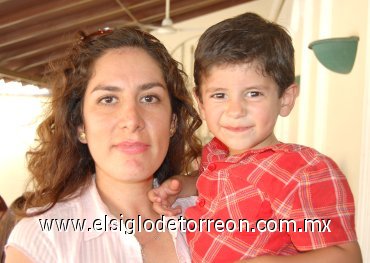 28082007
Amalia Zárate y José Miguel García.