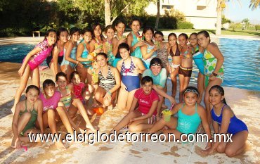 31082007
Paulina celebró sus 11 años de vida con una divertidísima albercada.