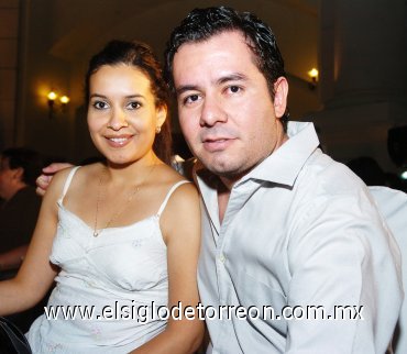 19082007
Karla Rosales y Gerardo Jaramillo.