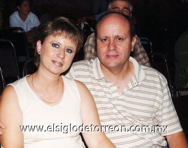 19082007
Raúl Conte y Mara V. de Conte.