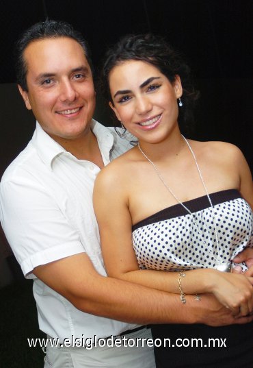 24082007
Shafee Etemad Amini García y Alejandra Soltero.