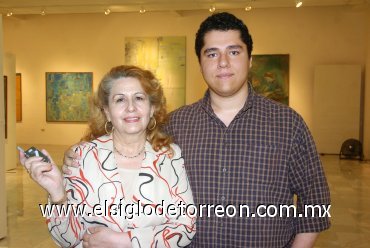 26082007
Leticia Tallabas y Hassan Chávez.
