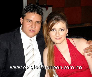 30082007
Karla Ruiz y Óscar Gómez viajaron a Villahermosa, Tabasco.