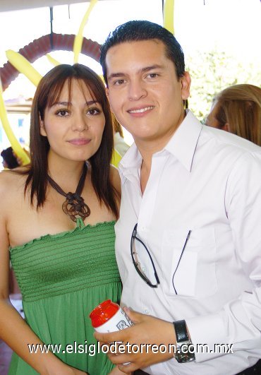30082007
Pamela Piña y David Estrada.