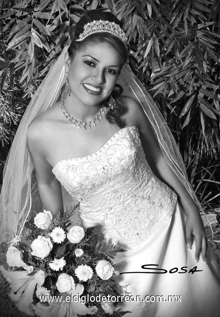Srita. Isabel Rodríguez Salaises contrajo matrimonio con el Sr. Luis Gerardo Molina Reyes.

Studio Sosa.