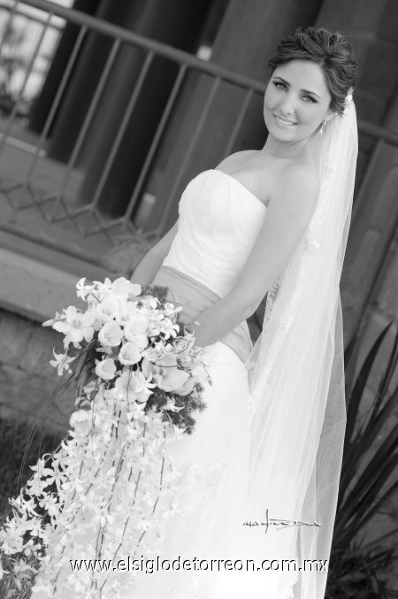 Srita. Marcela Albéniz Franco unió su vida en matrimonio a la del Sr. Alfonso Morales Sánchez.

Estudio Carlos Maqueda.