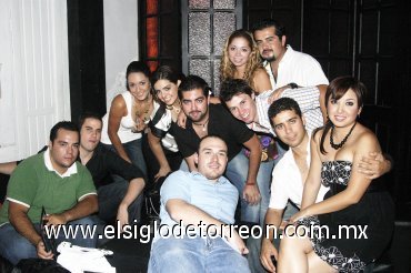 02092007
Víctor Mayagoitia, Rocío Quintana, Isaac Ávila, Javier Dávila, Arianna Flores, Mauricio del Bosque, Ana Ornelas, Mariana Álvarez, Víctor Arellano, Adrián Mayagoitia y Alejandro Senkowski.