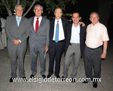 02092007
Humberto Fayad, Carlos Sánchez, Armando Martín, Francisco Cobos y Daniel Rico. (Fotografías de Julio Hernández)