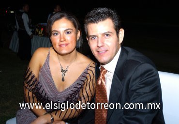 05092007
Cristina del Río y Adan Segura.