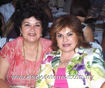 04092007
Ivonne de Dávila y Bertha García.