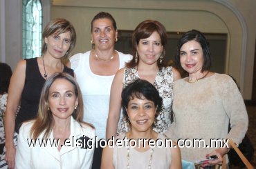 04092007
Mayela Ramírez, Carmen Rodríguez, Cecilia Ramírez, Linda García, Vicky Hamdan y Ofelia de Torre.