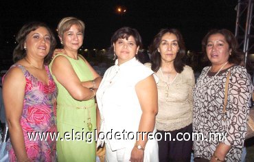 04092007
Rodo de Martínez, Silvia Ontiveros, Rosy Méndez, Bety Palacios y Rosy de López.