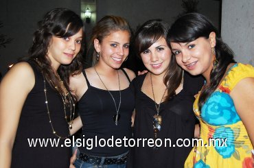08092007
Ana Hernández, Ana García, Marcela Giacomán y Cardina Gamboa.