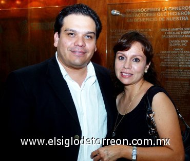 10092007
Víctor García Gastelum y Ana Laura de García.