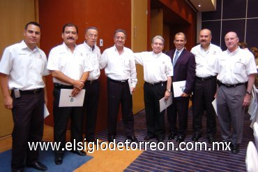 15092007
Ulises Correa, Miguel Wong, Armando Martín, Federico López, Jesús Campos, Alberto González,