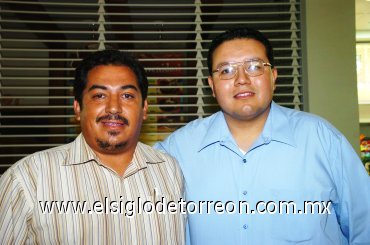 12092007
Andrés Rodríguez y Leopoldo Martínez.