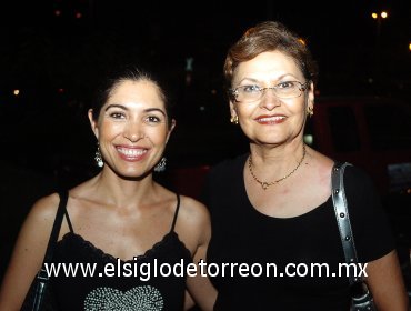12092007
Sofía García Camil y Claudia Máynez.