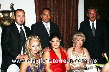 13092007
Abraham Maturino, Ginna Maturino, Concha Romo, Enrique Romo, Mapy González y Andrés García.