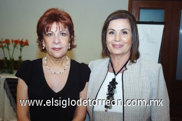 15092007
Alma Rosa de Campos y Chacha de García.