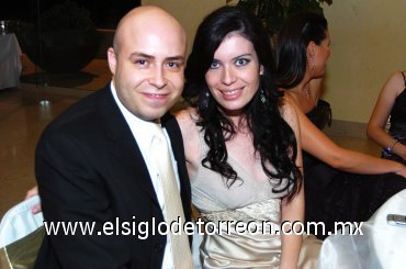 12092007
Luis y Alejandra Hernández.