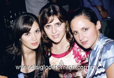 Daniela Cepeda, Brenda Dávila y María Emilia Jiménez de Madero.