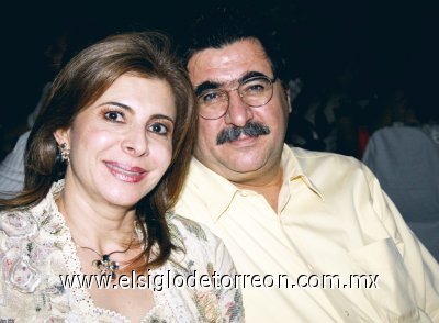 Martha Murra de Papadópulos y Aristidis Papadópulos.