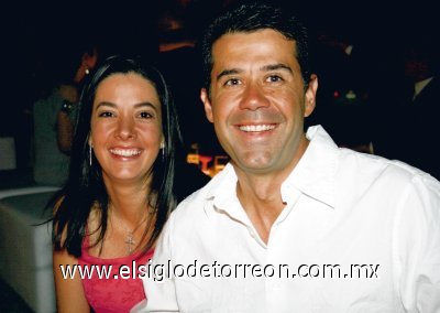 Marcela Armendáriz de Bustos y Fernando Bustos De la Peña.