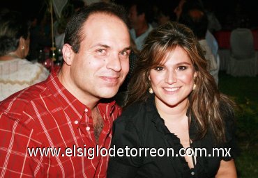 16092007
Alfonso Vargas Bryan y Lorena I. de Vargas