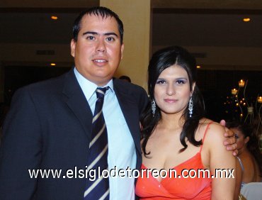 16092007
David Muñoz y Alejandra Guerrero de Muñoz.