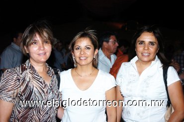 16092007
Mirna Almeida, Rocío y Miriam de la Peña.
