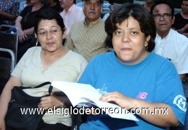 18092007
María del Refugio y Patricia Martínez.