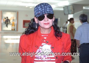 21092007
Martha Ruiz llegó procedente de la Ciudad de México.