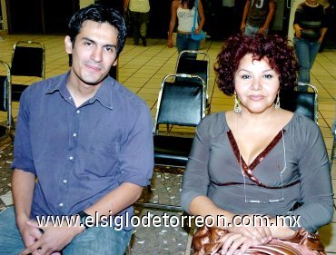 23092007
Alfredo L. y Yolanda Medina.
