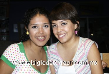 19092007
Astrid Muñoz y Cecy Hurtado.